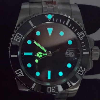 Reloj Automático 40mm NH35 – Esfera Degradada Negro-Rojo, Cristal de Zafiro, Acero Inoxidable