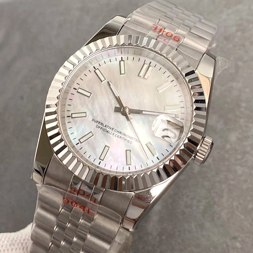 Reloj Automático de Buceo NH35A – 200M, Esfera Nácar Negra/Blanca, Luminiscente Verde, Cristal de Zafiro, 36/39mm, Acero Inoxidable ⭐4.7 (192 Opiniones)